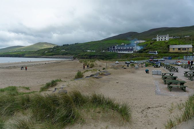 Beach_at_Inch_in_Dingle_Bay_Kerry_Ireland